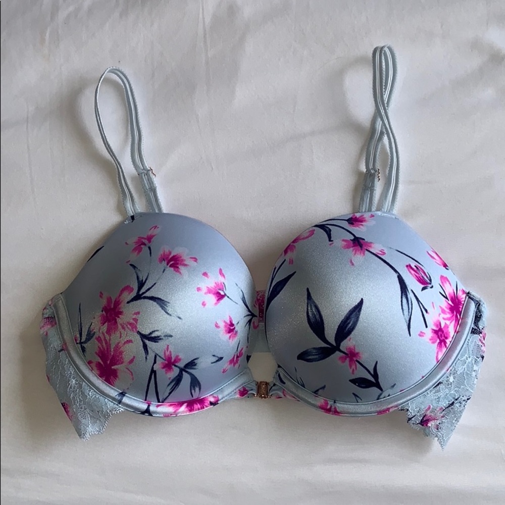 Victoria’s Secret PINK Super Push-Up bra!